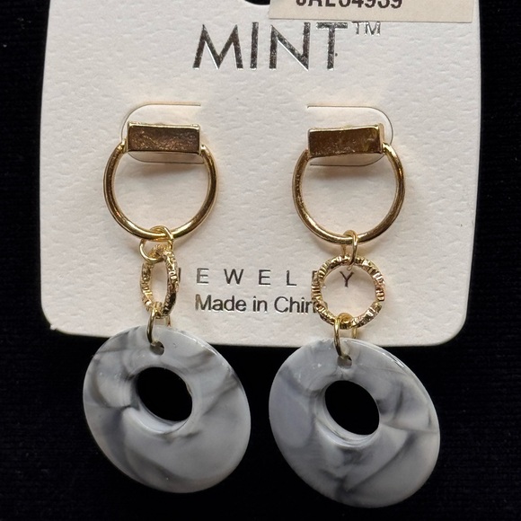 Mint Gold Tone & Marble Drop Earrings, 2” - Picture 5 of 7